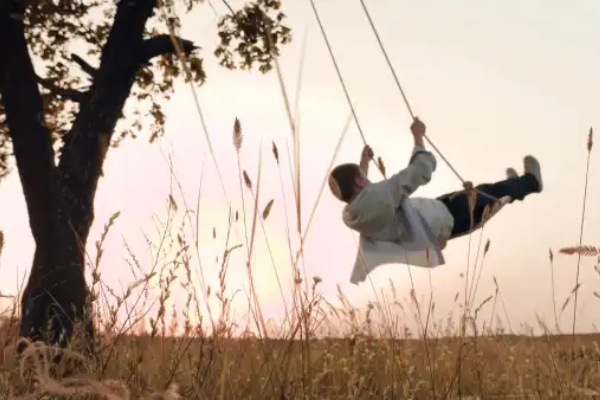 Relationships and attachment therapy at Blue Shores Counselling in Collingwood and Stayner.